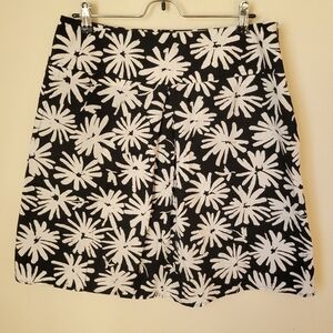 Talbots Petites Womens 12 Black White Cotton Floral Skirt Daisies Cruise Travel